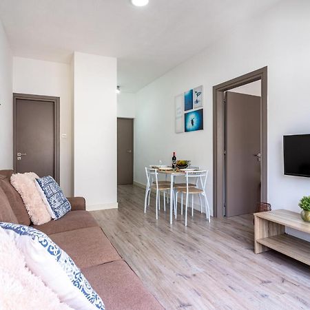 Eleni'S 1-Br Apt In Larnaca Center Esterno foto