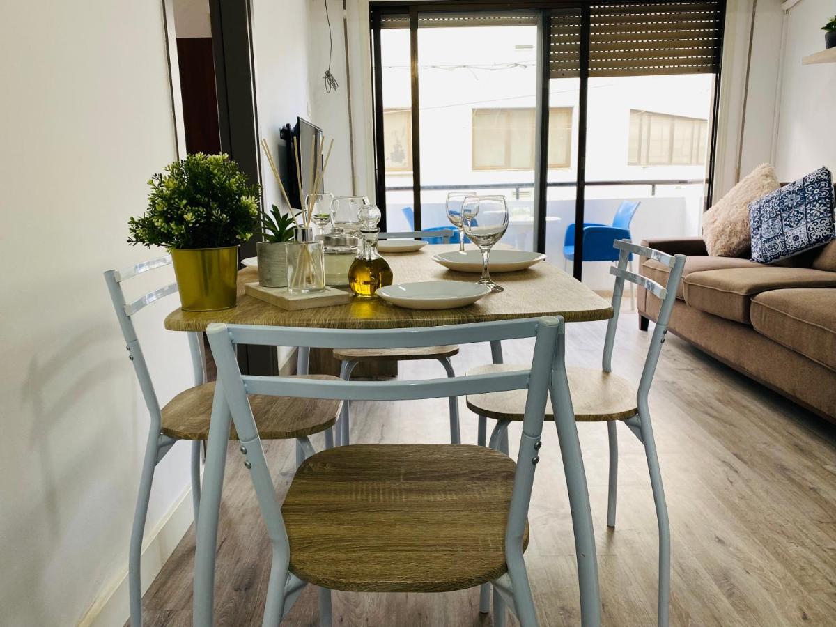 Eleni'S 1-Br Apt In Larnaca Center Esterno foto