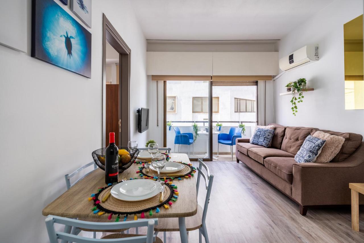 Eleni'S 1-Br Apt In Larnaca Center Esterno foto