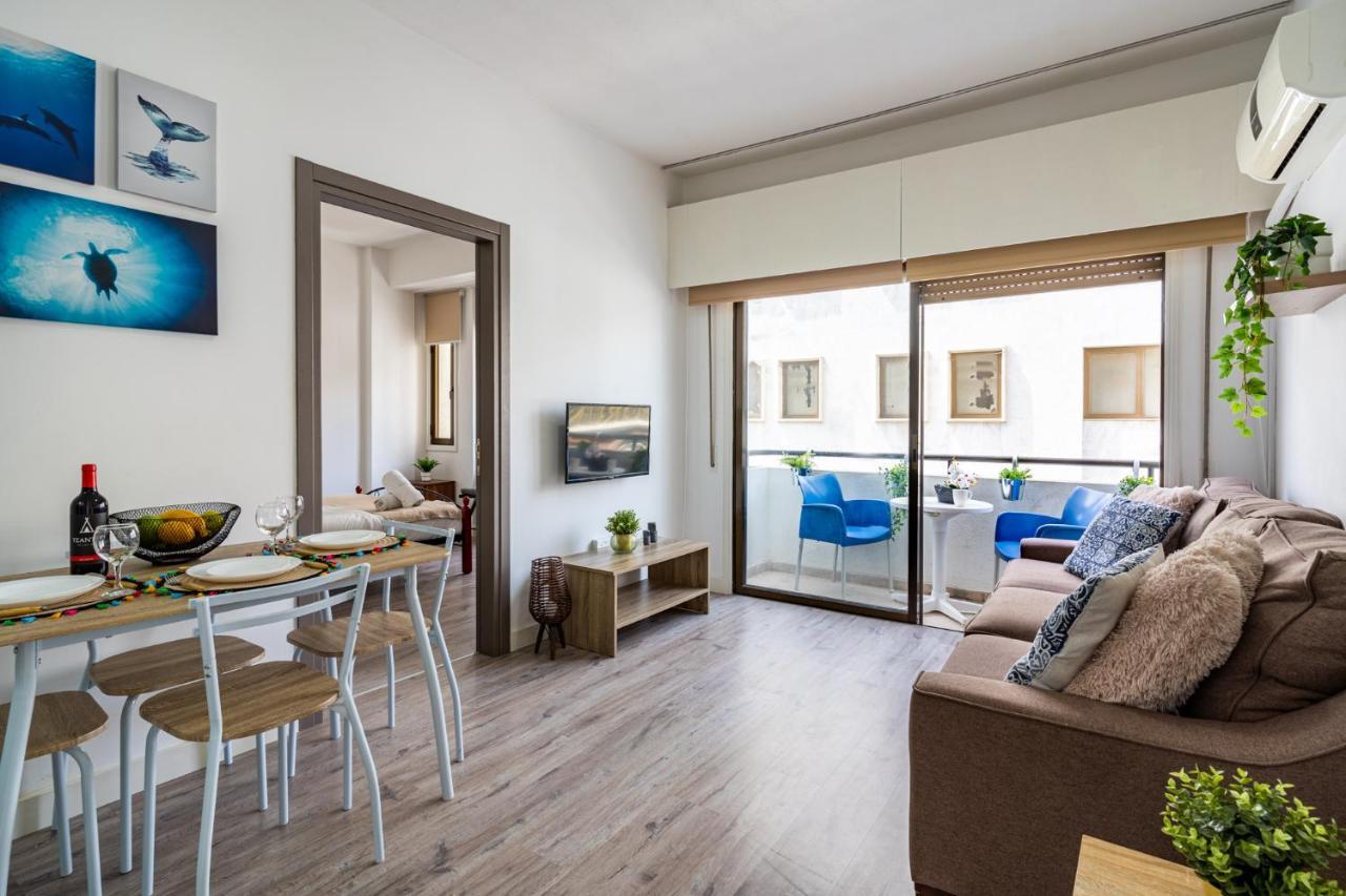 Eleni'S 1-Br Apt In Larnaca Center Esterno foto