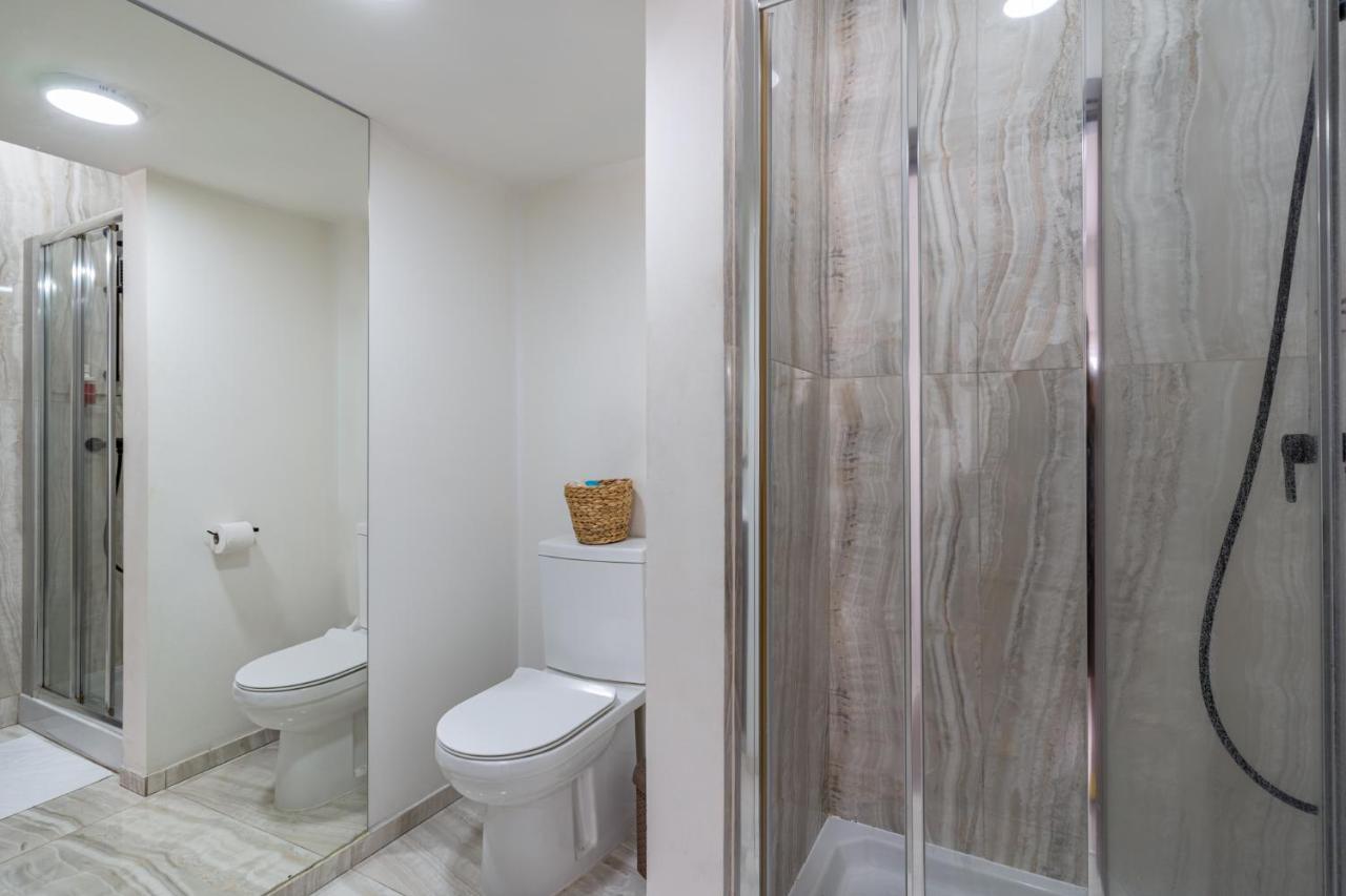 Eleni'S 1-Br Apt In Larnaca Center Esterno foto